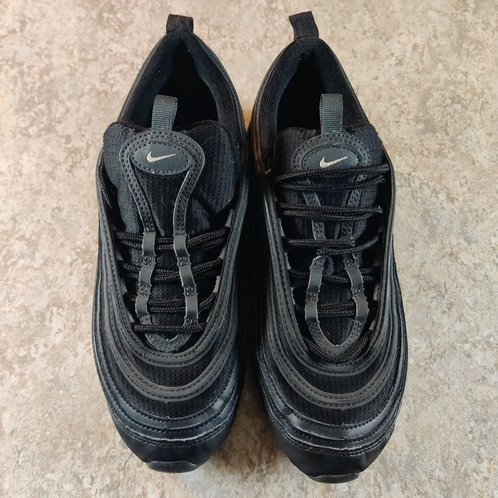 Nike Air Max 97 GS Triple Black Shoes Youth Size 7 Sneakers Athletic 921522-011